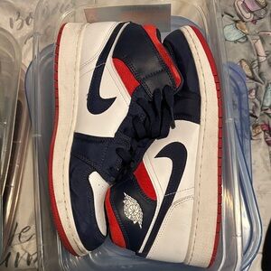 Nike Men's Shoes - Navy, Red, and White
